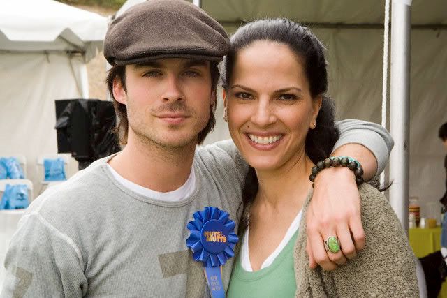 http://i136.photobucket.com/albums/q161/IanSomerhalder101/Nuts%20for%20Mutts/42-18271922.jpg