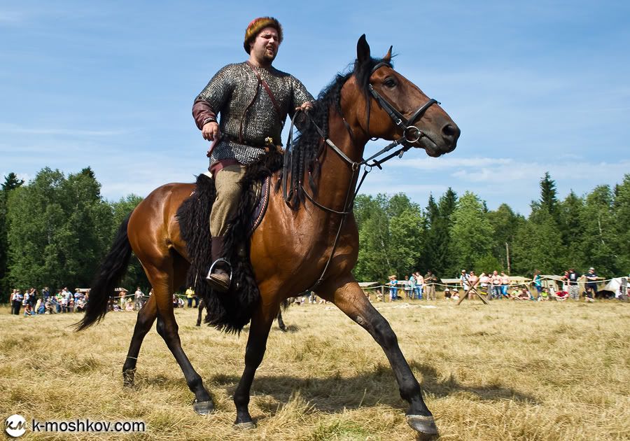 Городецкое Гульбище - 2011: состязания конных Photobucket