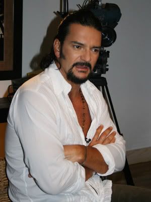 Ricardo Arjona y Monica Noguera - Entrevista en Cada Dia de Telemundo