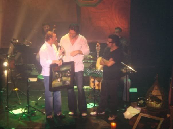 Disco Doble Platino para Ricardo Arjona en Argentina Disco Doble Platino para Ricardo Arjona en Argentina