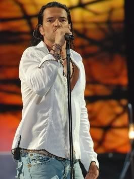 Ricardo Arjona promociona Quinto Piso en España Ricardo Arjona promociona Quinto Piso en España
