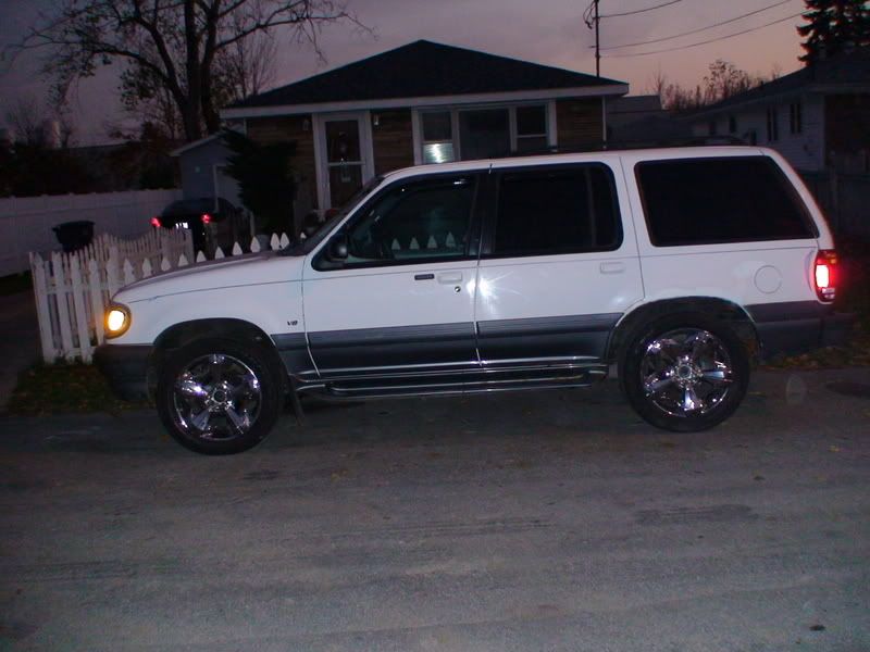 http://i136.photobucket.com/albums/q177/speedped79/truck005.jpg