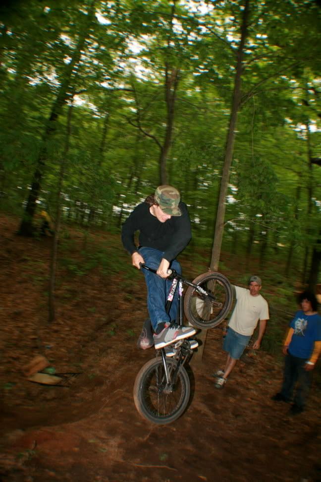 IMAGE: http://i136.photobucket.com/albums/q181/sharrington8592/IMG_0542.jpg