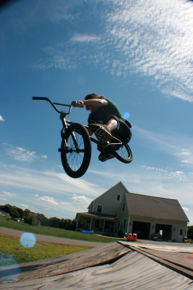 IMAGE: http://i136.photobucket.com/albums/q181/sharrington8592/IMG_2421.jpg