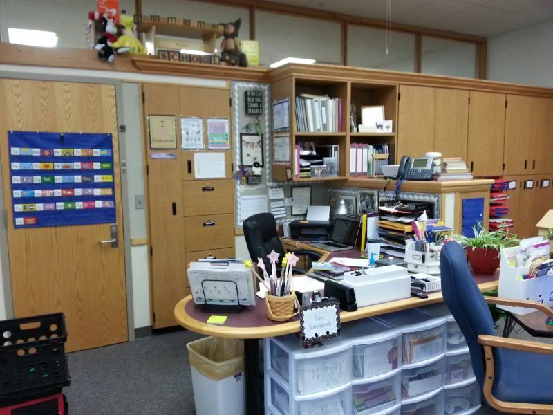 Teacher desk photo 20130816_154416_zps417579d9.jpg