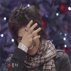 [Resim: 12225EBB88CEBA19CEB8B8C.gif]
