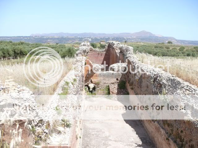 Ancient Aptera: Roman cistern