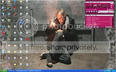 https://i136.photobucket.com/albums/q182/dingusikazkur/dsktp.jpg
